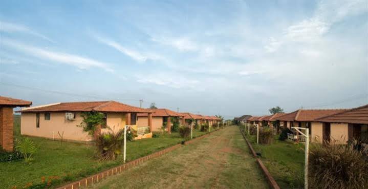 The Peepal Tree, Kabini Begur ภายนอก รูปภาพ
